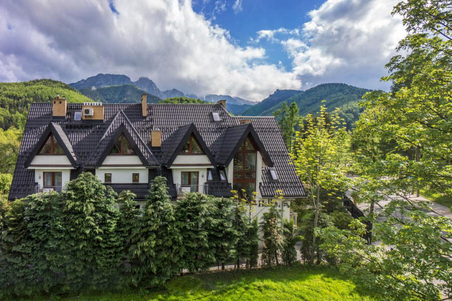Villa Halka guest rooms in the centre of Zakopane in Poland Tatry mountains holidays 10